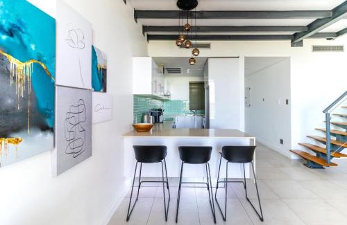 Durban Point Apartment | Stunning Apartment in Quayside 103