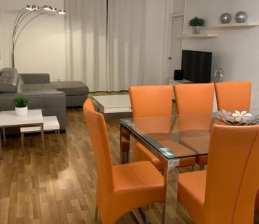 Hollywood South Central Beach Apartment | Stunning Beach Apartment by Miami Te Espera - Hollywood Beach 7W