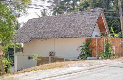 Hin Hong Villa | Stunning Boho Chic Beach Bungalow