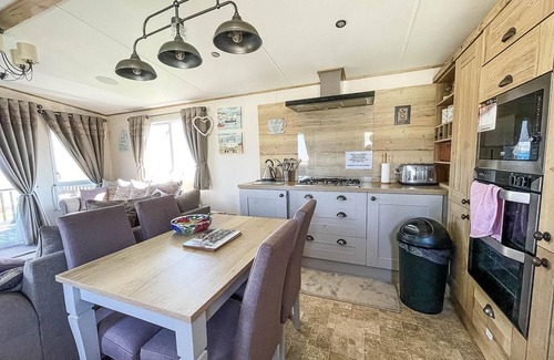 Hopton House | Stunning caravan full sea views at Broadland Sands Holiday Park ref 20285BS