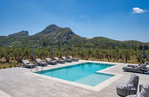 Lefkogeia Villa | Stunning Chania Villa | 4 Bedrooms | Villa Szayelaporro | Beautiful Mountain.