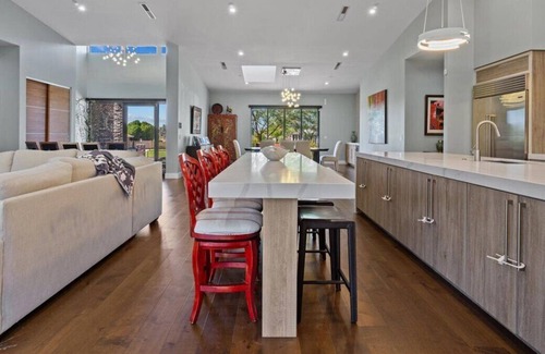 Arcadia House | Stunning Contemporary Arcadia Home with pool and views of Camelback Mountain