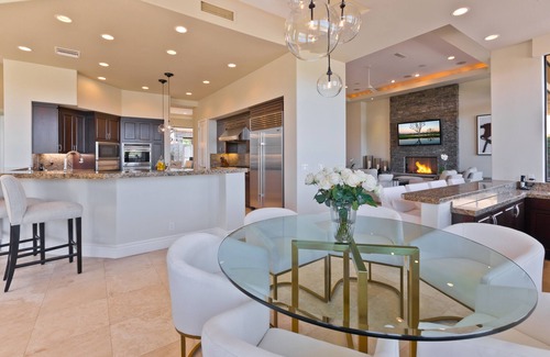 La Quinta House | Stunning Contemporary Estate on PGA West w/spectacular lake views Pool & Spa