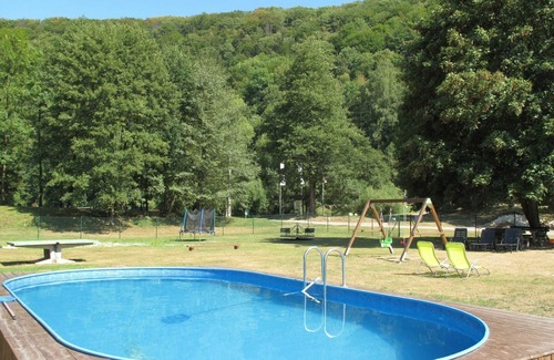 Ceska Metuje House | Stunning private villa for 4 people with pool, WIFI, TV, patio, panoramic view and parking