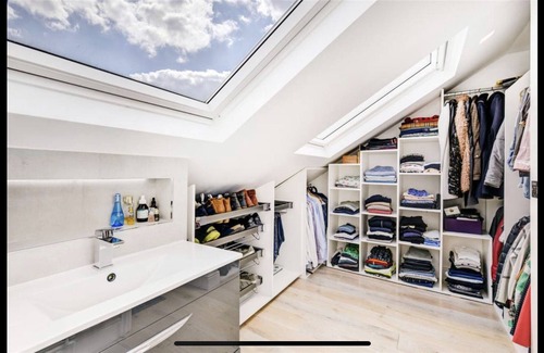 Northcote House | Stunning Family House in Perfect Location