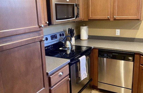 Tucson Condo | Stunning foothills location! Hike Bike Golf Relax