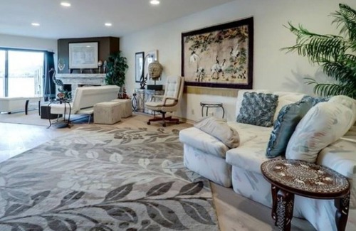 Westlake Village House | Stunning furnished Waterfront 2 Bedroom Luxury Townhome in Westlake Village