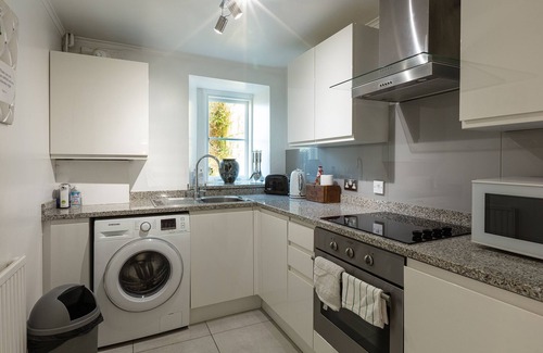 Bath Apartment | Stunning garden flat in a gracious Georgian terraced town house