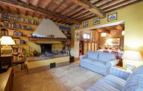 Asciano House | Stunning Home In Asciano