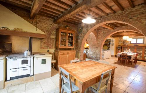 Asciano House | Stunning Home In Asciano