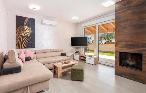 Bibici House | Stunning Home In Bibici