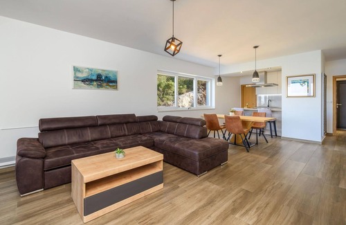 Blace House | Stunning home in Blace with WiFi