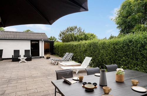Blokhus House | Stunning home in Blokhus with WiFi