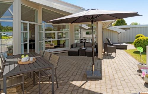 Flovt Strand House | Stunning Home In Haderslev With Sauna