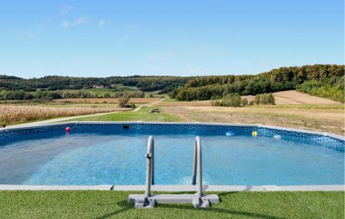 Kraljevec Sesvetski House | Stunning Home In Hrascina With Sauna