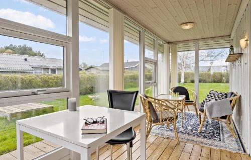 Pøt Strandby House | Stunning Home In Juelsminde With Wifi