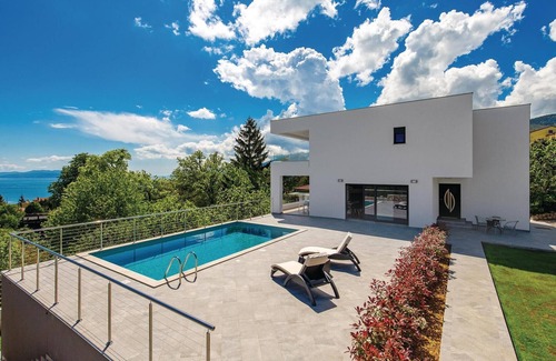 Sarsoni House | Stunning home in Matulji