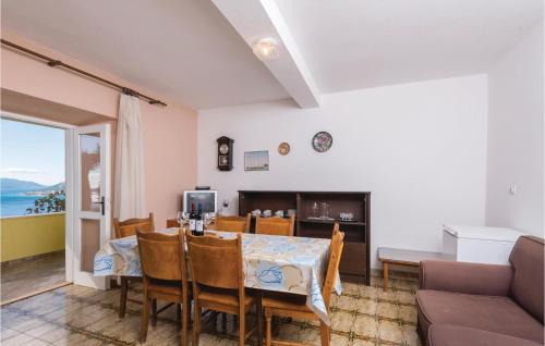 Postup House | Stunning Home In Orebic With Kitchen