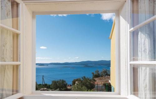 Postup House | Stunning Home In Orebic With Kitchen