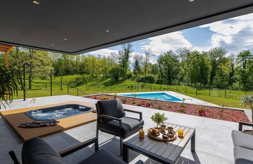 Slunj House | Stunning home in Slunj