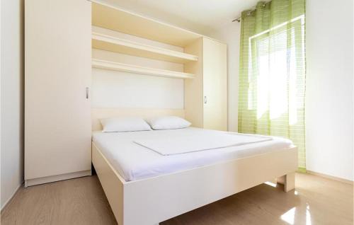 Soline House | Stunning Home In Soline