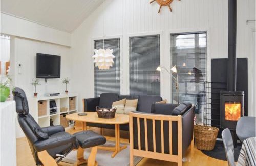 Klitmoller House | Stunning Home In Thisted With Sauna