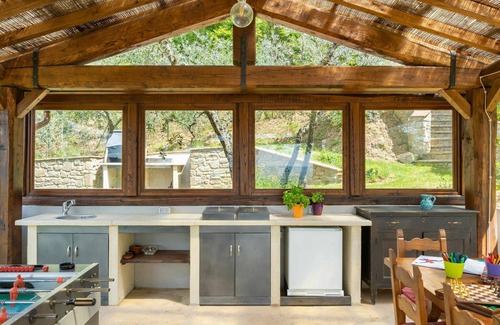 Castiglion Fiorentino House | Stunning private villa for 6 people with WIFI, private pool, TV, patio and pets allowed