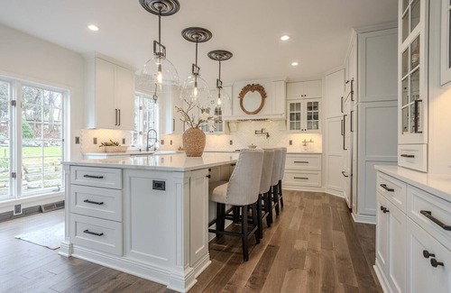 Brookfield House | Stunning luxury Brookfield home, located 20 mins from downtown Milwaukee