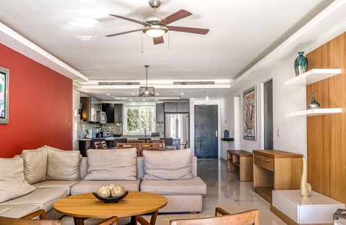 Puerto Morelos Apartment | Stunning ocean-view condo near the beach with porch, outdoor pool, hot tub, AC
