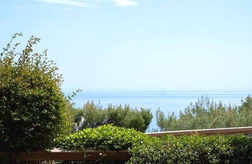 Cap d'Ail Apartment | Stunning -Ocèane-pool,sea view,close to Monaco!