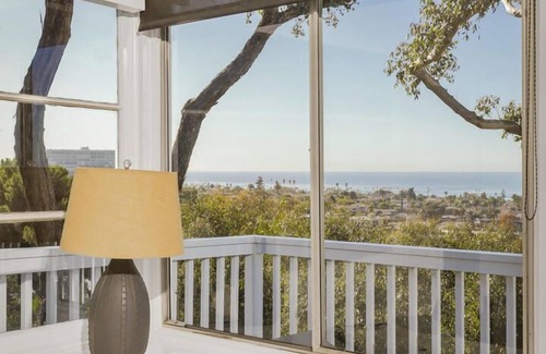Village of La Jolla House | Stunning Oceanview Craftsman in the village Of La Jolla - Walk To All!