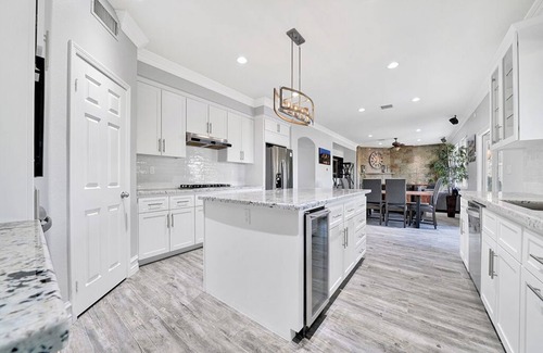 Corona House | Stunning Pool Home!