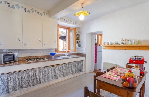 Bagni di Lucca Villa | Stunning private villa with sauna, private pool, WIFI, TV, terrace, pets allowed and panoramic v.