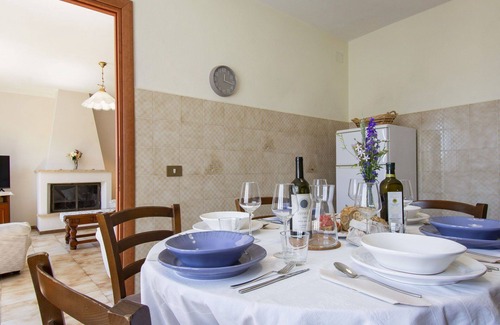 Montefegatesi House | Stunning private villa with WIFI, private pool, TV, patio, pets allowed and panoramic view