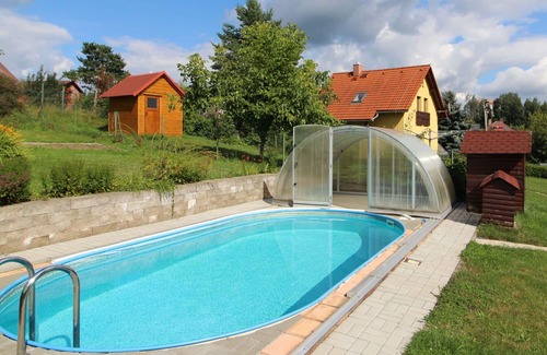Zasada House | Stunning private villa for 5 guests with WIFI, pool, TV, terrace and parking