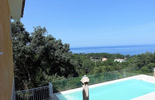 Favone Villa | Stunning private villa with A/C, WIFI, private pool, TV, terrace, pets allowed and panoramic view