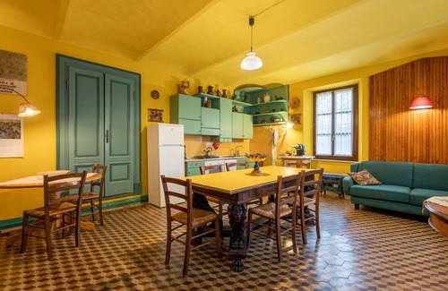 Cossano Belbo House | Stunning private villa for 10 people with A/C, private pool, patio and pets allowed