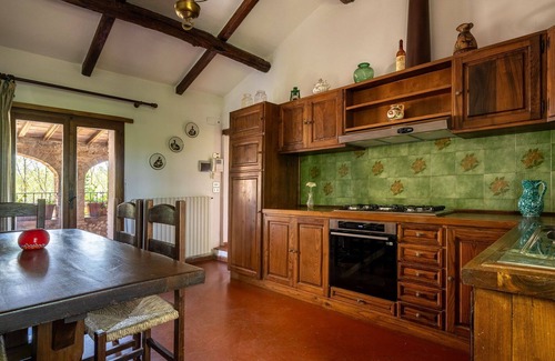 Monteriggioni House | Stunning private villa for 8 guests with private pool, WIFI and TV, close to Siena