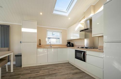 Municipality of Waalwijk House | Stunning private villa for 6 guests with WIFI, pool, TV and terrace