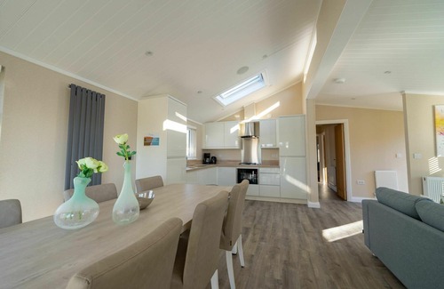 Municipality of Waalwijk House | Stunning private villa for 6 guests with WIFI, pool, TV and terrace