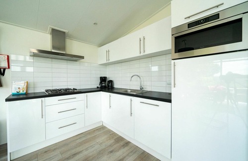 Municipality of Waalwijk House | Stunning private villa for 4 guests with WIFI, pool, TV and terrace