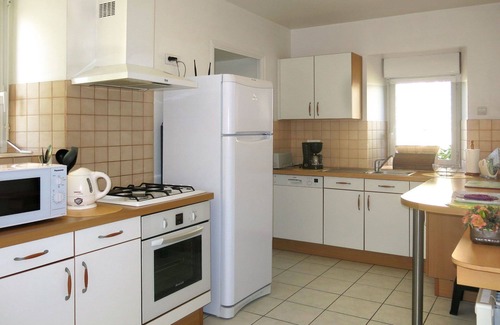 Le Tronchet House | Stunning private villa for 6 people with WIFI, TV and terrace
