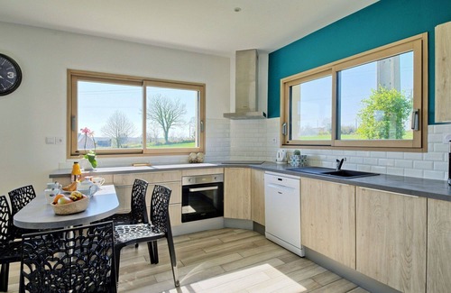 Ploubezre House | Stunning private villa for 6 people with WIFI, TV and terrace