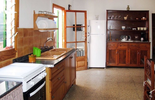 Cala Llombards House | Stunning private villa for 5 people with TV, terrace and pets allowed