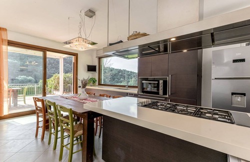Scarlino Villa | Stunning private villa with private pool, WIFI, patio, pets allowed, panoramic view and parking