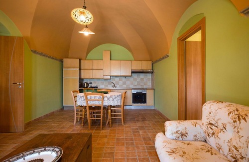 Trivigno Villa | Stunning private villa for 20 guests with A/C, pool, WIFI, TV, patio and pets allowed