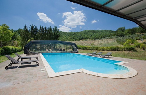 Trivigno Villa | Stunning private villa for 20 guests with A/C, pool, WIFI, TV, patio and pets allowed