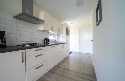 Nunspeet House | Stunning private villa for 4 people with pool, WIFI, TV, terrace and parking