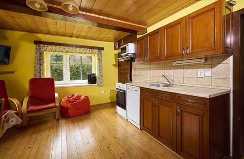 Jesenny House | Stunning private villa with private pool, WIFI, TV, terrace, pets allowed and panoramic view