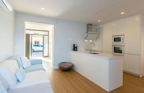 S'Illot-Cala Morlanda House | Stunning private villa for 3 guests with WIFI, A/C, TV and terrace